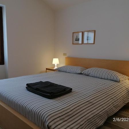 Casa Avezza Apartment โอเมญา ภายนอก รูปภาพ