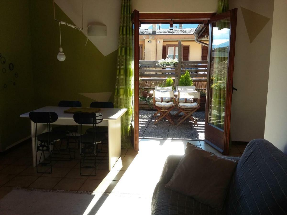 Casa Avezza Apartment โอเมญา ภายนอก รูปภาพ