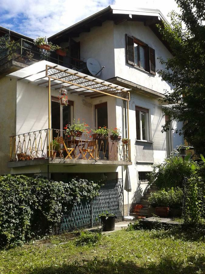 Casa Avezza Apartment โอเมญา ภายนอก รูปภาพ